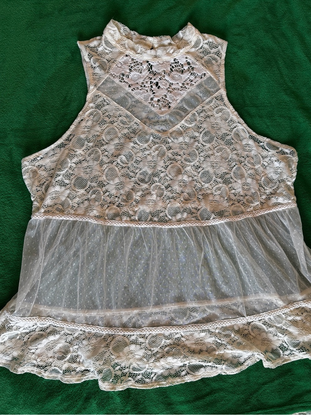 Boutique Lace Sleeveless High-Neck Women’s Top — Ivory/Off White
